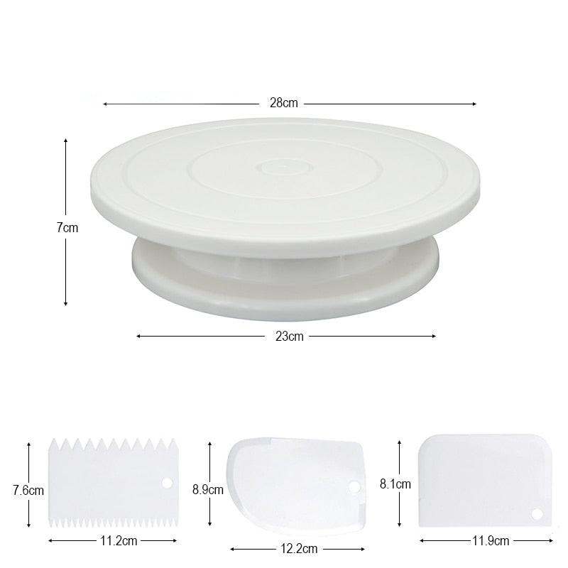 Kit Confeiteiro: 1 Bailarina com 1 Espátula Reta 1 Espátula Angular e 3 Raspadores diferentes para decoração de Bolos Paneshopping.com 